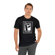 Load image into Gallery viewer, Pisces - Everyday Tee
