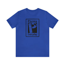 Load image into Gallery viewer, Pisces - Everyday Tee