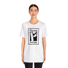 Load image into Gallery viewer, Pisces - Everyday Tee